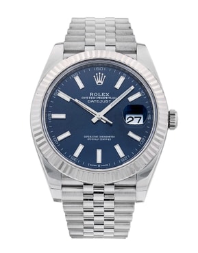 Browse our selection of automatic watches from prestigious brands such as Blancpain, Bell & Ross, Breitling and Rolex.